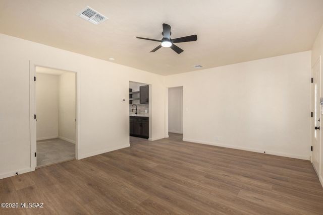 2932 N Castro Avenue, Tucson, AZ 85705