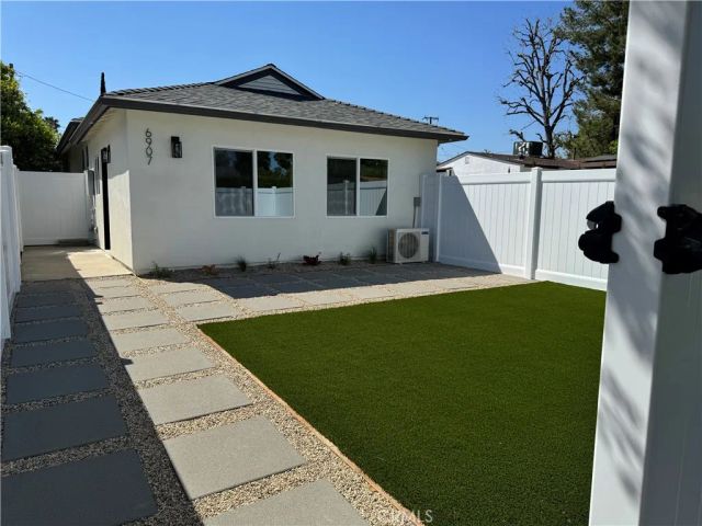 6907 Laramie Avenue, Winnetka, CA 91306