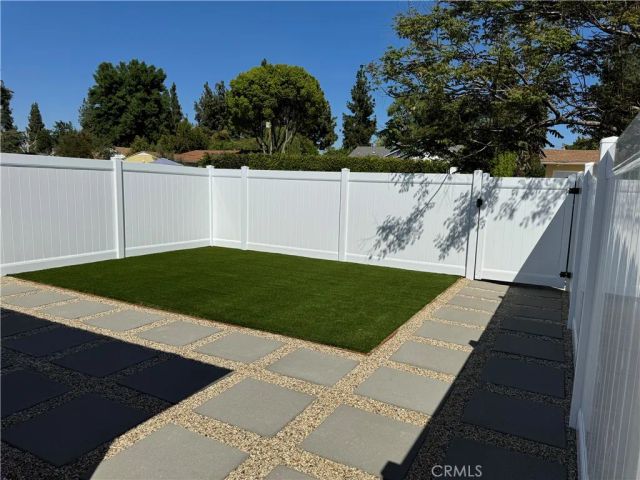 6907 Laramie Avenue, Winnetka, CA 91306