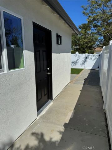 6907 Laramie Avenue, Winnetka, CA 91306