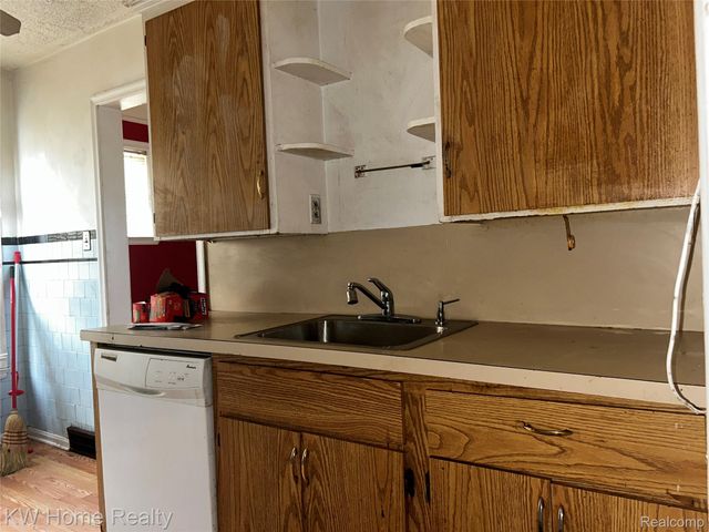 18941 Sussex Street, Detroit, MI 48235