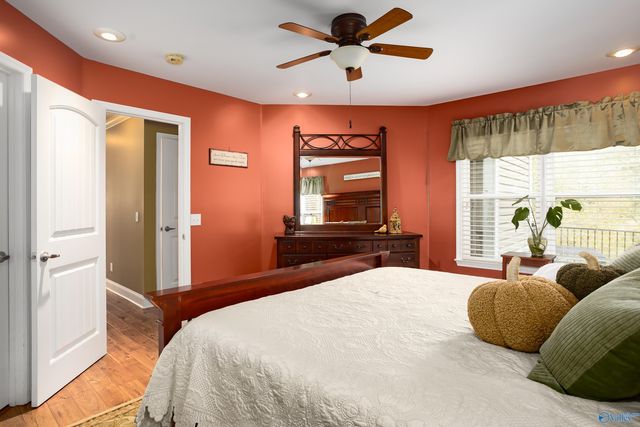 282 Lakeview Shores Drive, Muscle Shoals, AL 35661