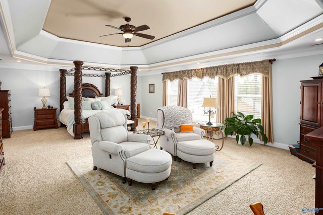 282 Lakeview Shores Drive, Muscle Shoals, AL 35661