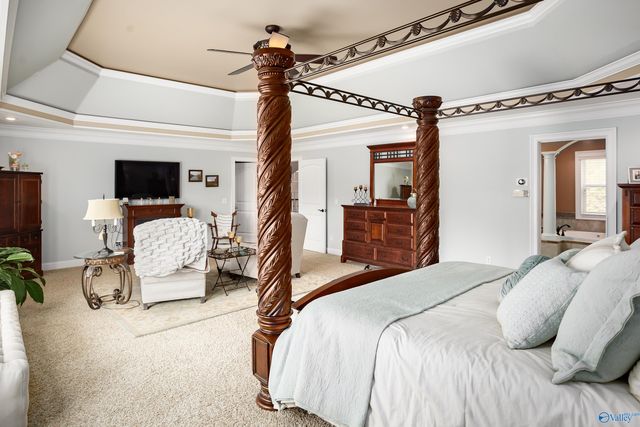 282 Lakeview Shores Drive, Muscle Shoals, AL 35661