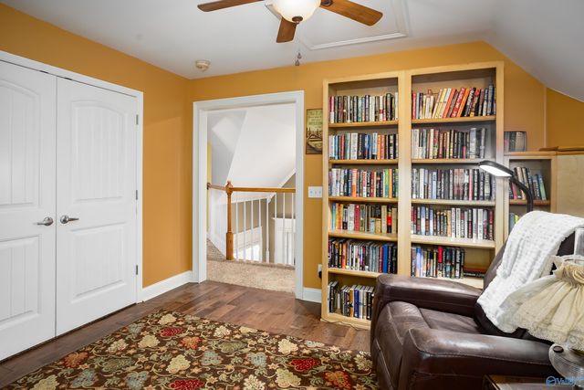 282 Lakeview Shores Drive, Muscle Shoals, AL 35661