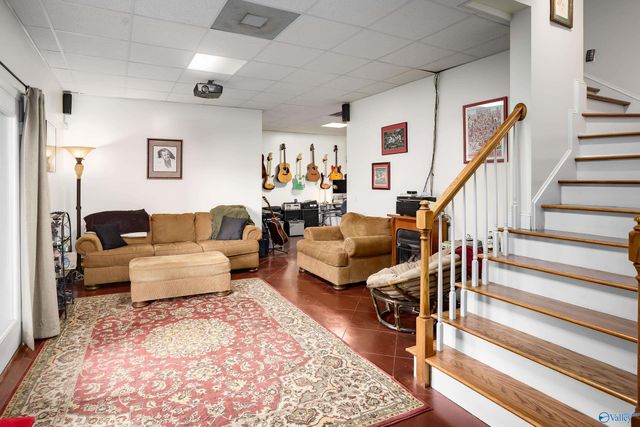 282 Lakeview Shores Drive, Muscle Shoals, AL 35661