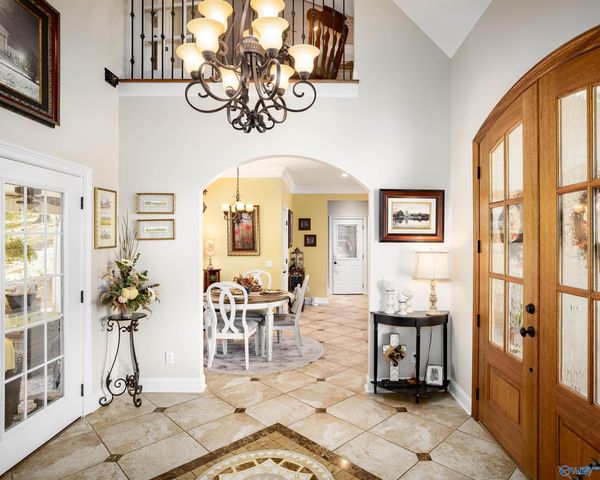 282 Lakeview Shores Drive, Muscle Shoals, AL 35661