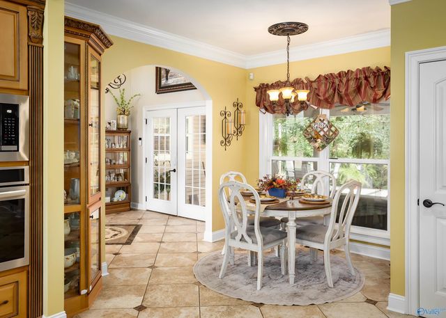 282 Lakeview Shores Drive, Muscle Shoals, AL 35661