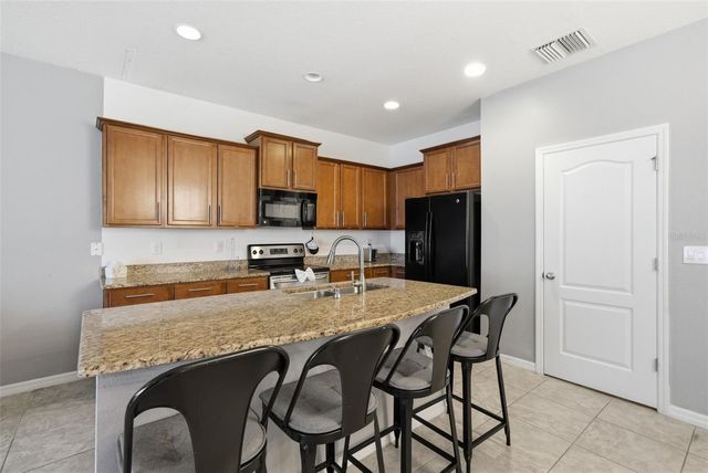 10425 RED CARPET COURT, Riverview, FL 33578