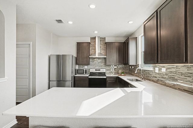 4603 Via Sonoma, Converse, TX 78109