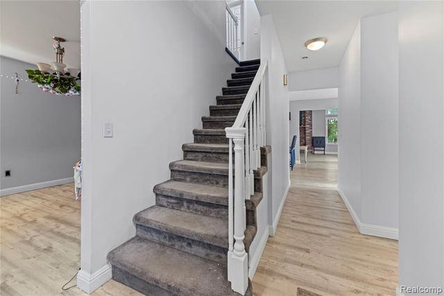 13980 Amanda Drive, Sterling Heights, MI 48313