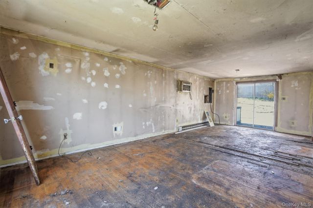 332 Hudson Avenue, Beacon, NY 12508
