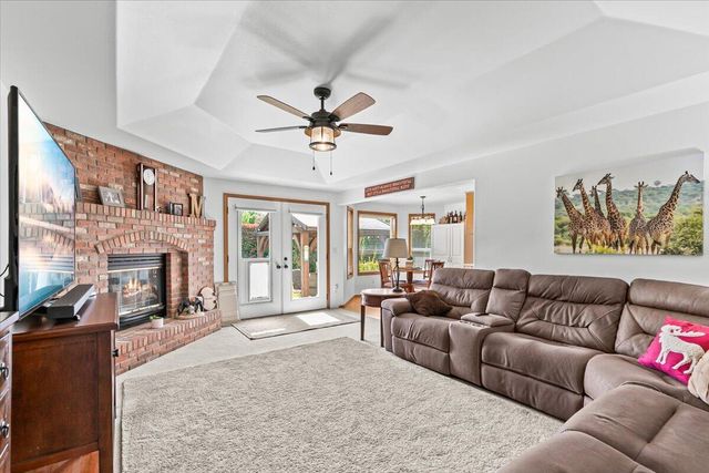 1518 Cypress Point Drive, Medford, OR 97504