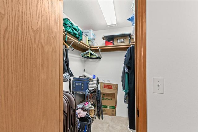 1518 Cypress Point Drive, Medford, OR 97504