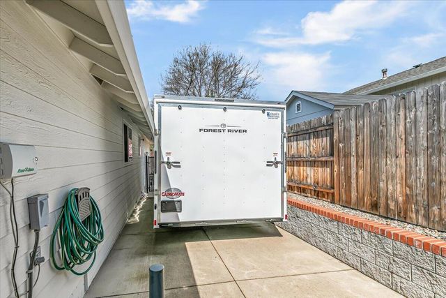 1518 Cypress Point Drive, Medford, OR 97504