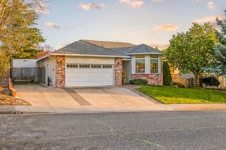 1518 Cypress Point Drive, Medford, OR 97504