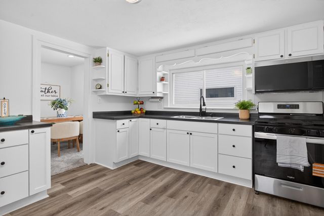 304 Marshall Street, Brooklyn Vlg, MI 49230