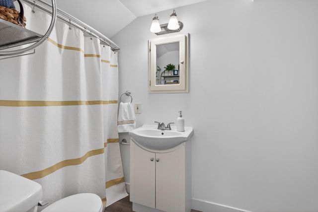 304 Marshall Street, Brooklyn Vlg, MI 49230