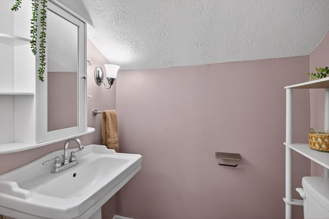 304 Marshall Street, Brooklyn Vlg, MI 49230