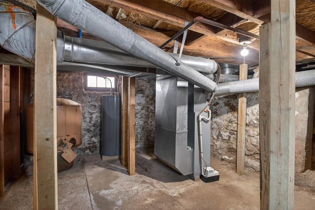 304 Marshall Street, Brooklyn Vlg, MI 49230