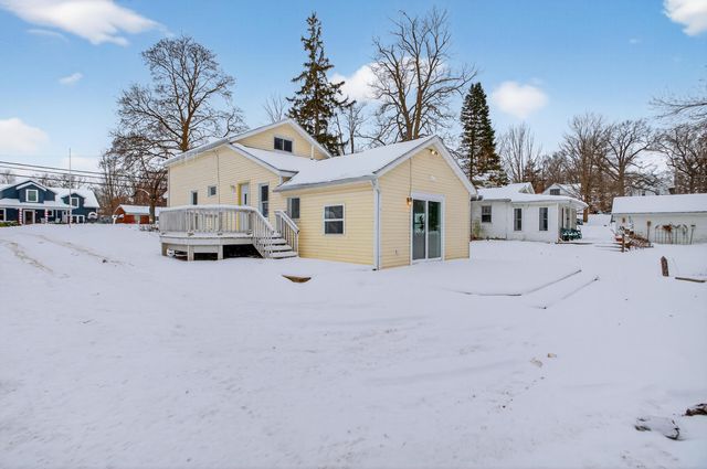 304 Marshall Street, Brooklyn Vlg, MI 49230