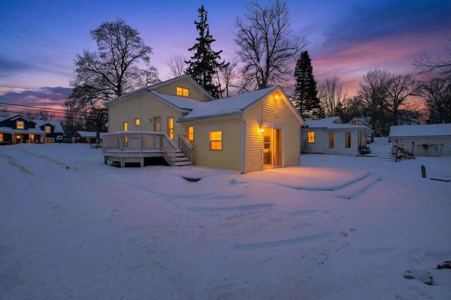 304 Marshall Street, Brooklyn Vlg, MI 49230