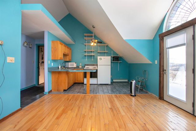 433 Young Farm Road, Peacham, VT 05862