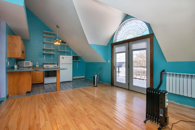 433 Young Farm Road, Peacham, VT 05862