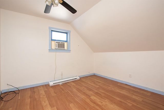 433 Young Farm Road, Peacham, VT 05862