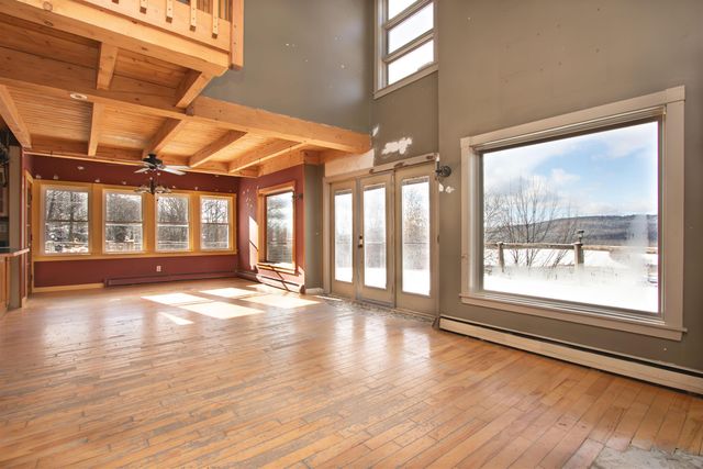 433 Young Farm Road, Peacham, VT 05862