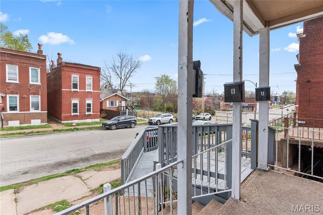 3733 Oregon Avenue, St Louis, MO 63118