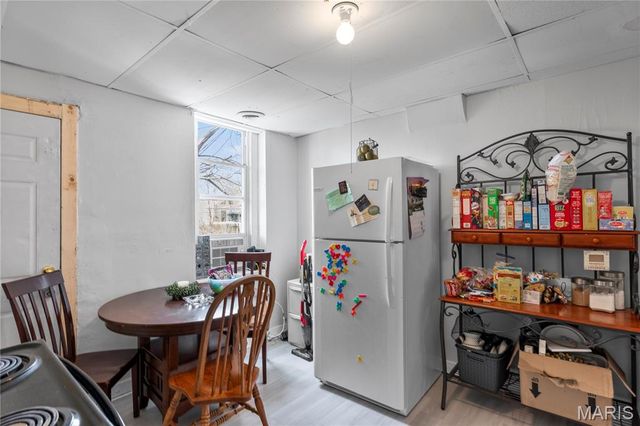 3733 Oregon Avenue, St Louis, MO 63118