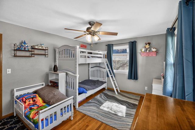 305 S Concord ROAD, Oconomowoc, WI 53066