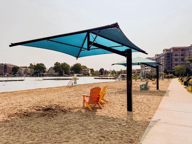 305 S Concord ROAD, Oconomowoc, WI 53066