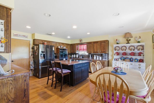 1101 Tanglewood Drive, Weatherford, TX 76087