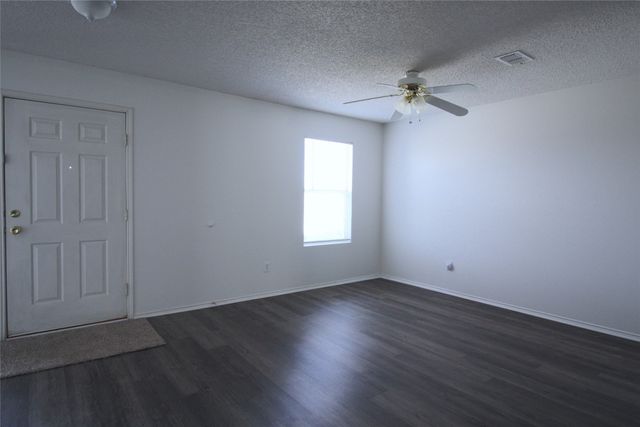 1397 Lochspring Drive, Rockwall, TX 75032