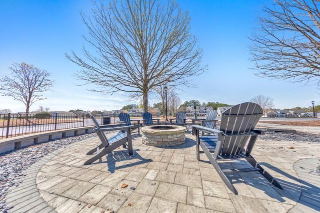 530 Georgia Way, Woodstock, GA 30188