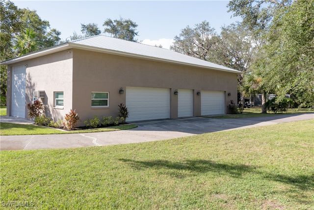 14200 Duke HWY, Alva, FL 33920