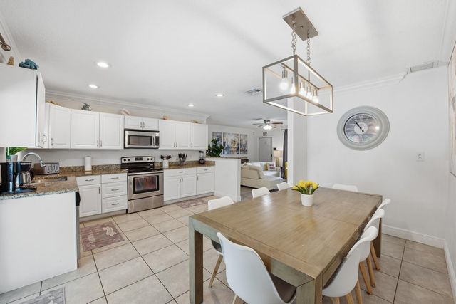 2788 Lake Ida Road, Delray Beach, FL 33445