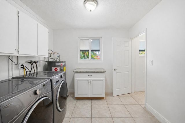 2788 Lake Ida Road, Delray Beach, FL 33445