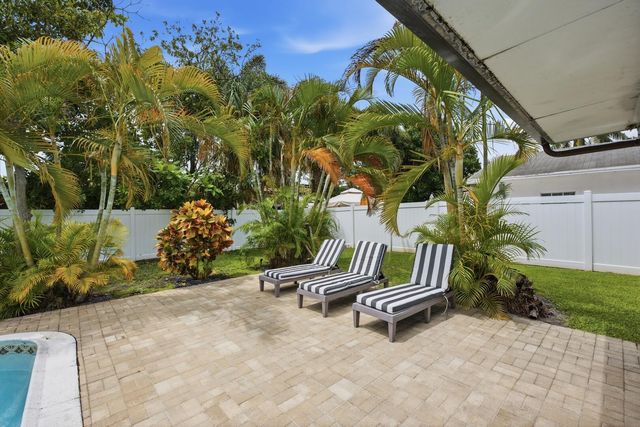 2788 Lake Ida Road, Delray Beach, FL 33445