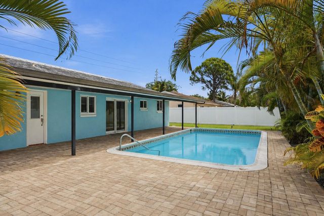 2788 Lake Ida Road, Delray Beach, FL 33445