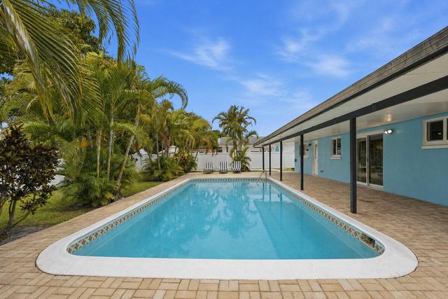 2788 Lake Ida Road, Delray Beach, FL 33445