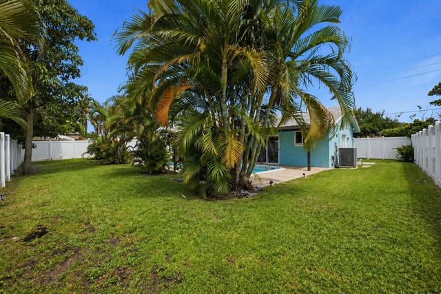 2788 Lake Ida Road, Delray Beach, FL 33445