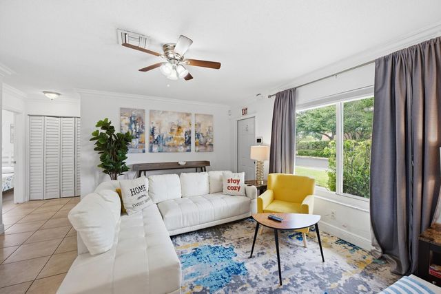 2788 Lake Ida Road, Delray Beach, FL 33445