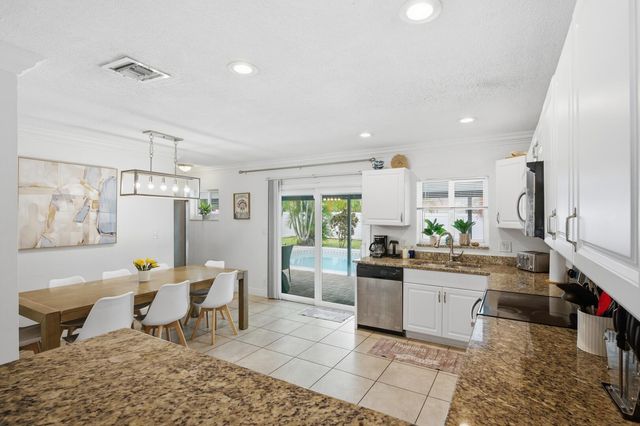 2788 Lake Ida Road, Delray Beach, FL 33445