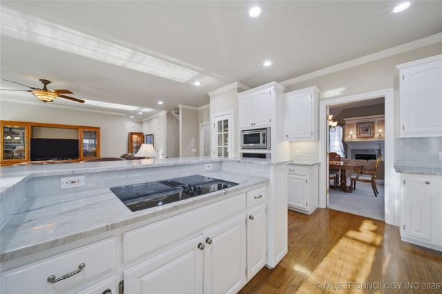 9021 S Maplewood Avenue, Tulsa, OK 74137