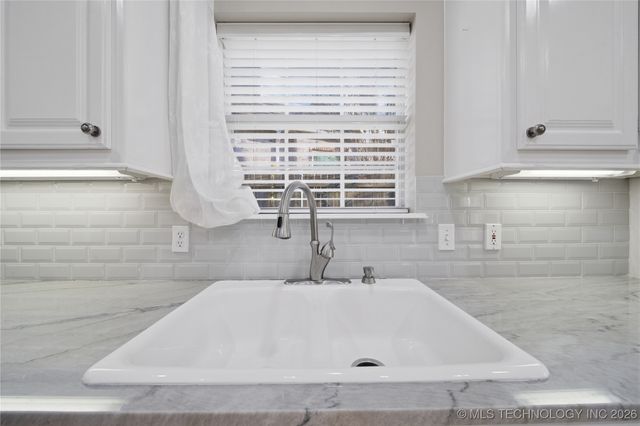 9021 S Maplewood Avenue, Tulsa, OK 74137