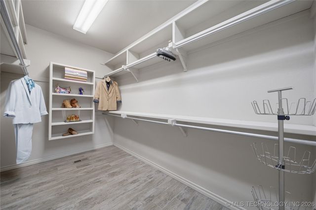 9021 S Maplewood Avenue, Tulsa, OK 74137