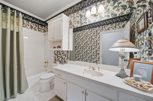 9021 S Maplewood Avenue, Tulsa, OK 74137